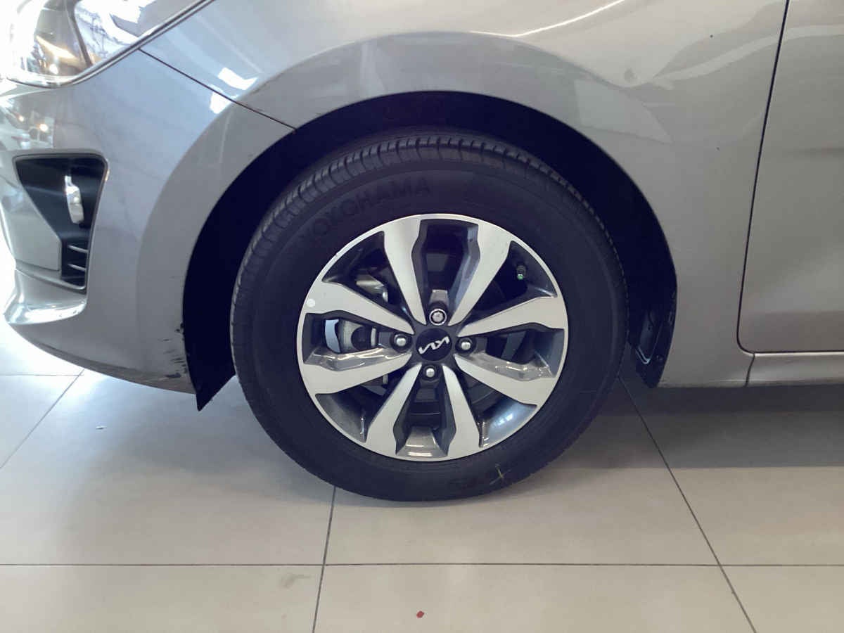 2023 Kia KIA RIO SEDAN 4p LX L4/1.6 Man