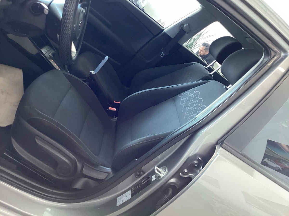 2021 Kia KIA RIO SEDAN 4p LX L4/1.6 Aut