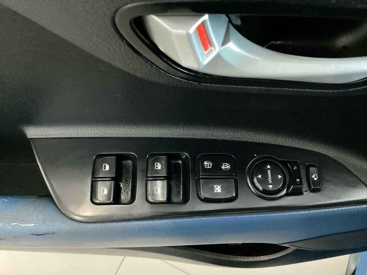 2023 Kia KIA RIO SEDAN 4p S Pack L4/1.6 Aut