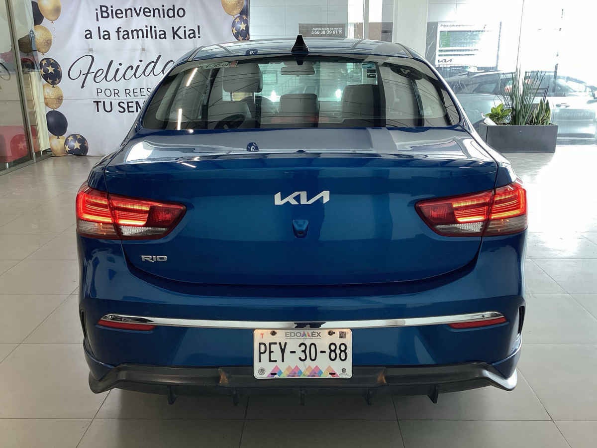 2023 Kia KIA RIO SEDAN 4p S Pack L4/1.6 Aut