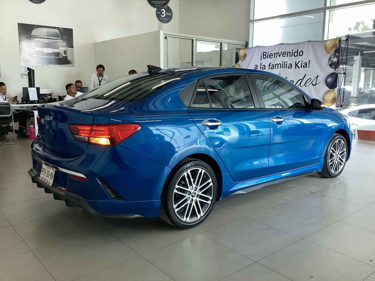 2023 Kia KIA RIO SEDAN 4p S Pack L4/1.6 Aut