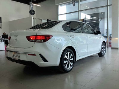 2023 Kia KIA RIO SEDAN 4p LX L4/1.6 Man