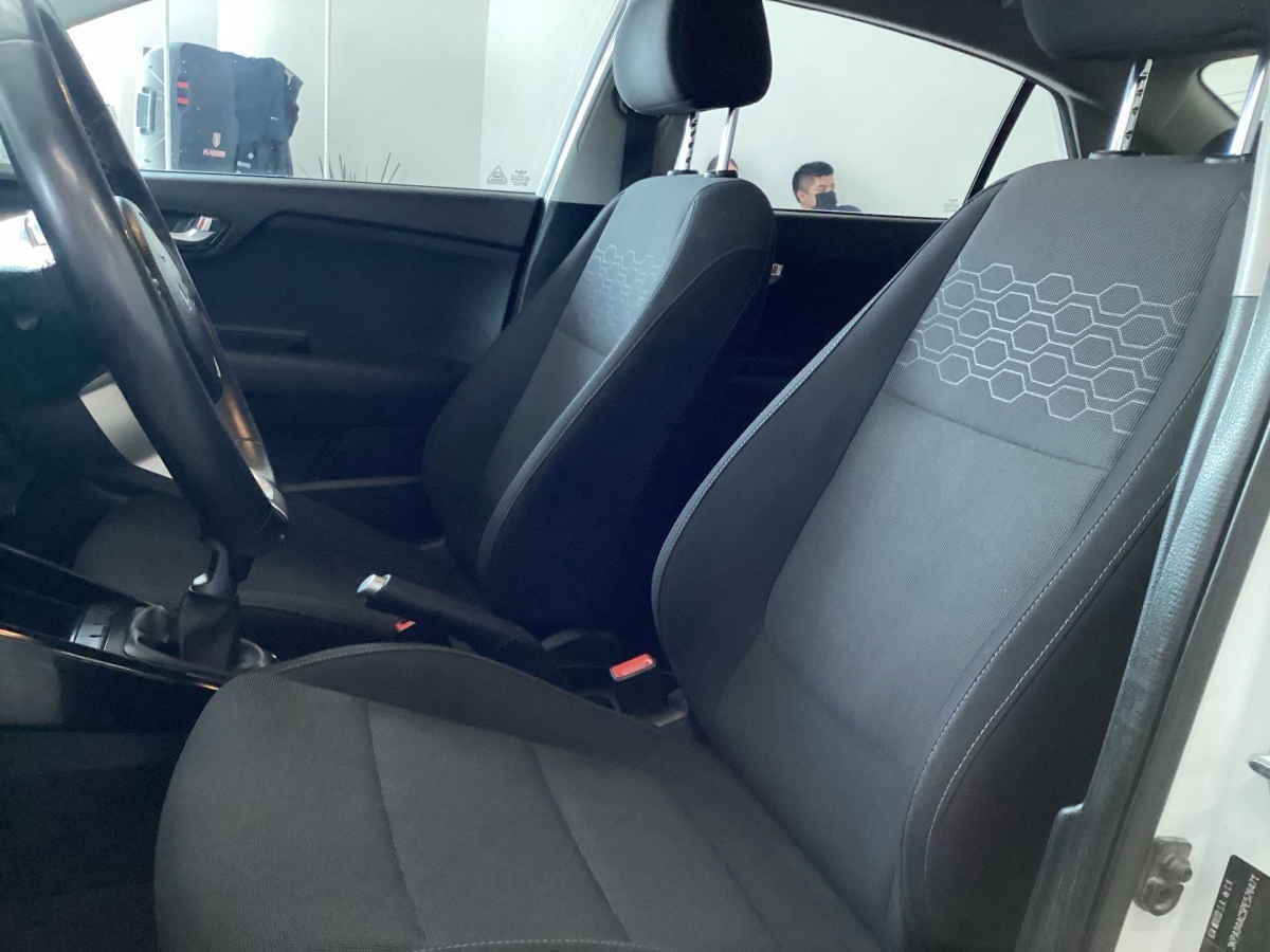 2023 Kia KIA RIO SEDAN 4p LX L4/1.6 Man