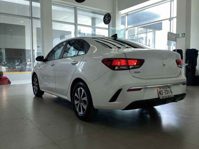 2023 Kia KIA RIO SEDAN 4p LX L4/1.6 Man