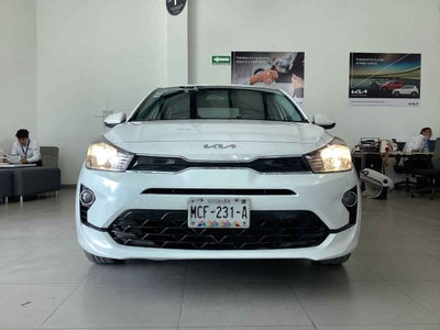 2023 Kia KIA RIO SEDAN 4p LX L4/1.6 Man