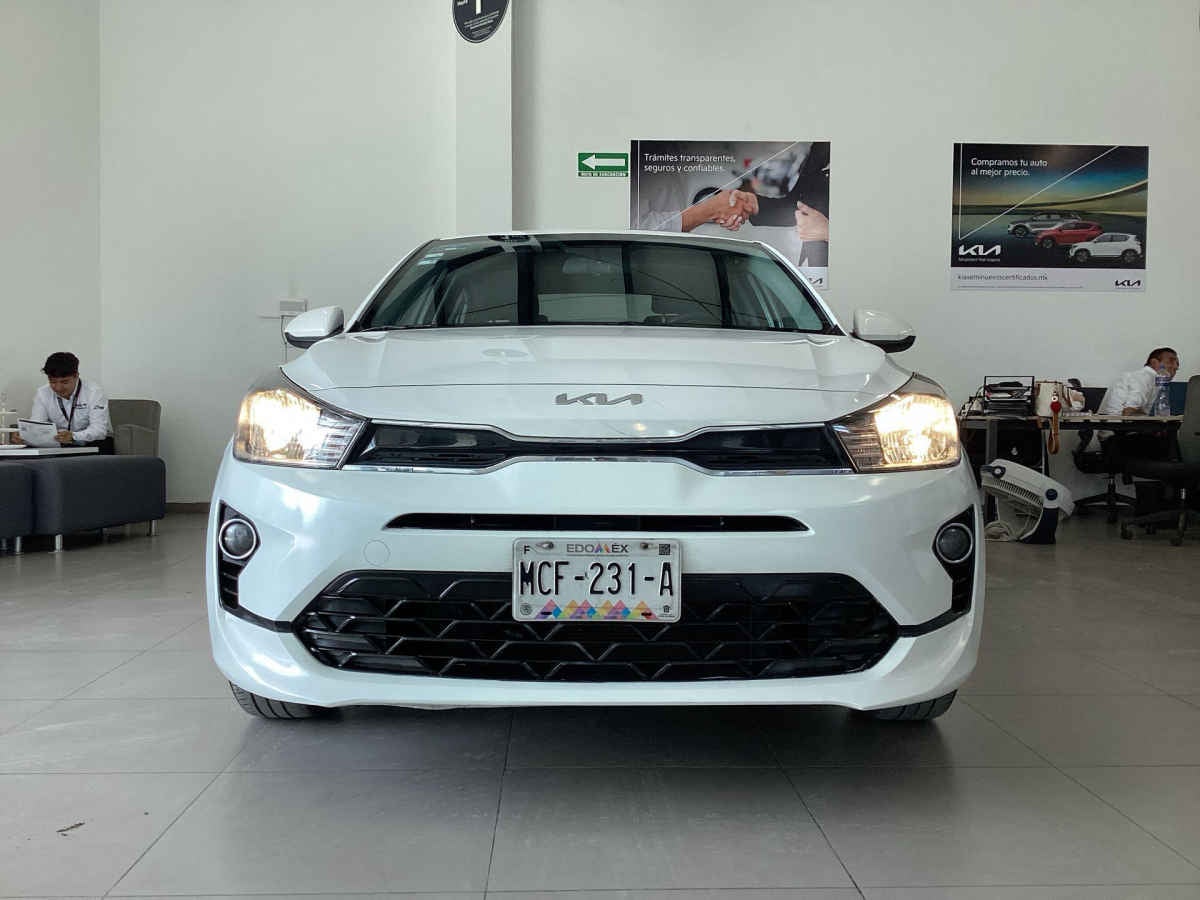2023 Kia KIA RIO SEDAN 4p LX L4/1.6 Man