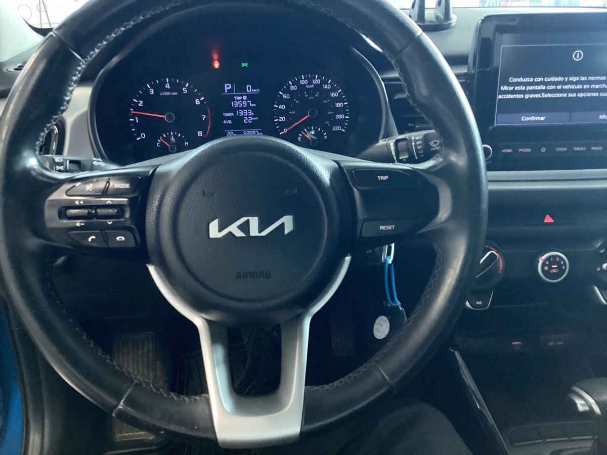2023 Kia KIA RIO SEDAN 4p LX L4/1.6 Aut