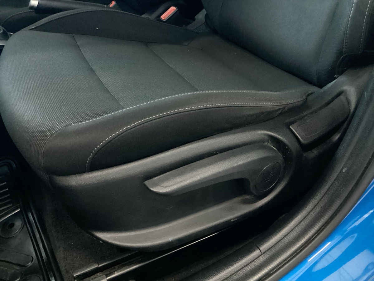 2023 Kia KIA RIO SEDAN 4p LX L4/1.6 Aut