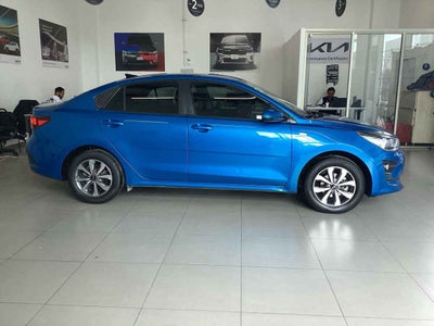 2023 Kia KIA RIO SEDAN 4p LX L4/1.6 Aut