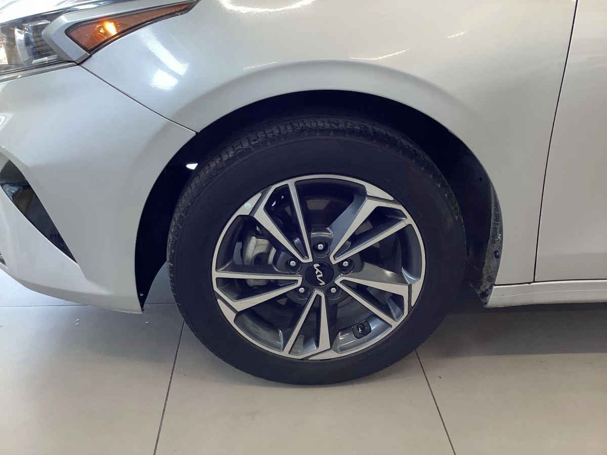 2023 Kia FORTE SEDAN 4p LX L4/2.0 Man