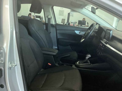 2024 Kia FORTE SEDAN 4p LX L4/2.0 Aut
