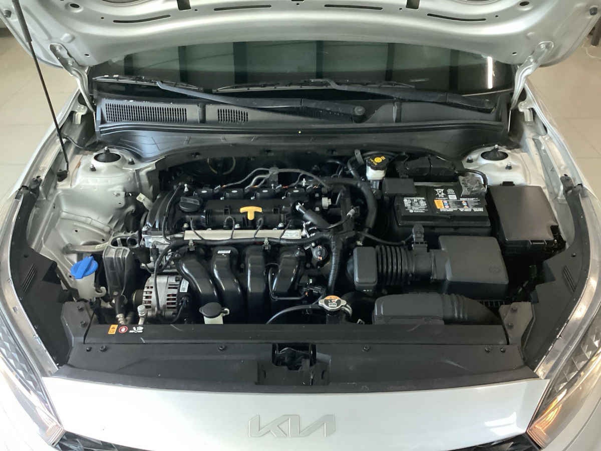 2024 Kia FORTE SEDAN 4p LX L4/2.0 Aut