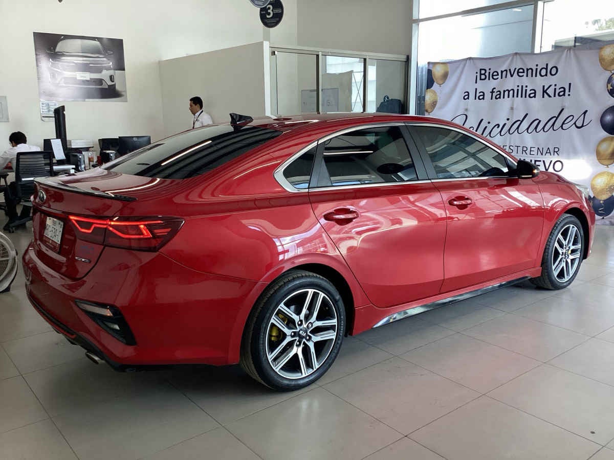 2021 Kia FORTE SEDAN 4p GT Line L4/2.0 Aut