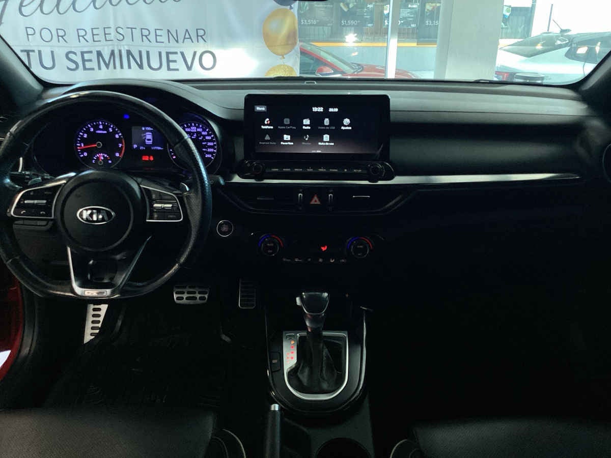 2021 Kia FORTE SEDAN 4p GT Line L4/2.0 Aut