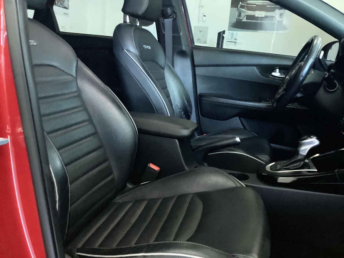 2021 Kia FORTE SEDAN 4p GT Line L4/2.0 Aut