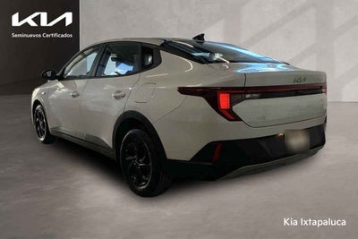 2027 Kia K3 4p LX L4/1.6 Aut