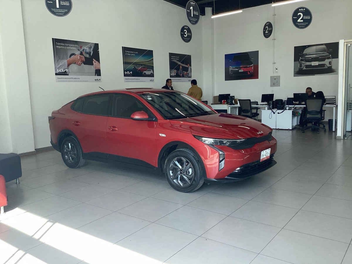 2024 Kia K3 4p LX L4/1.6 Man