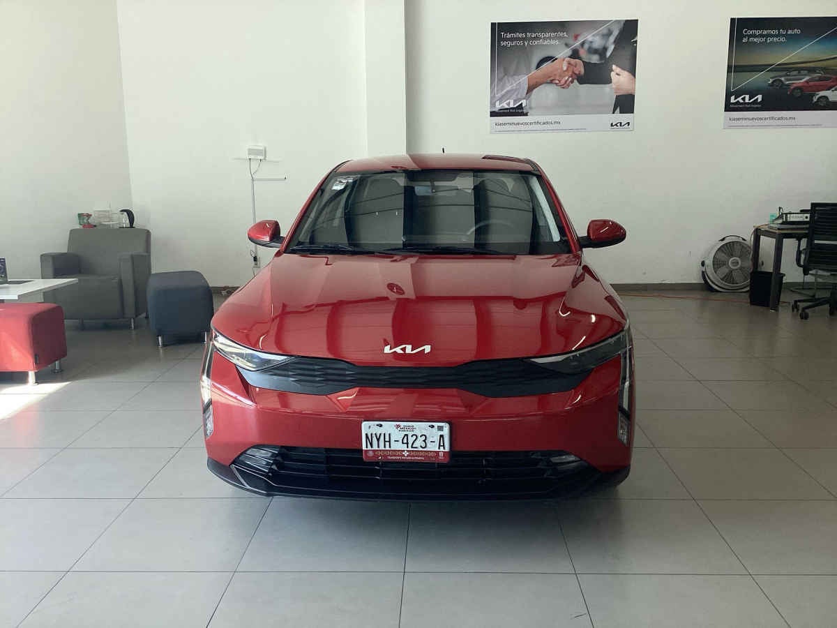 2024 Kia K3 4p LX L4/1.6 Man