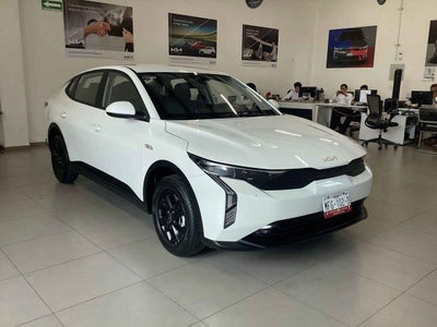2027 Kia K3 4p LX L4/1.6 Aut
