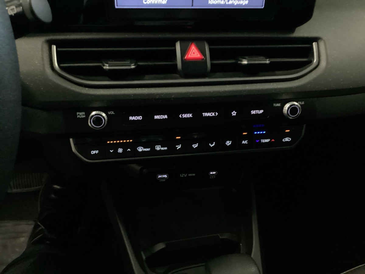 2024 Kia K3 4p EX L4/1.6 Aut