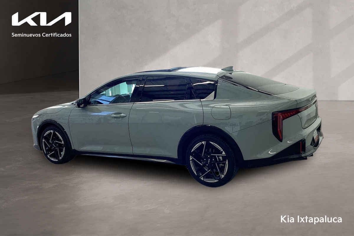 2026 Kia K4 4p GT Line L4/2.0 Aut