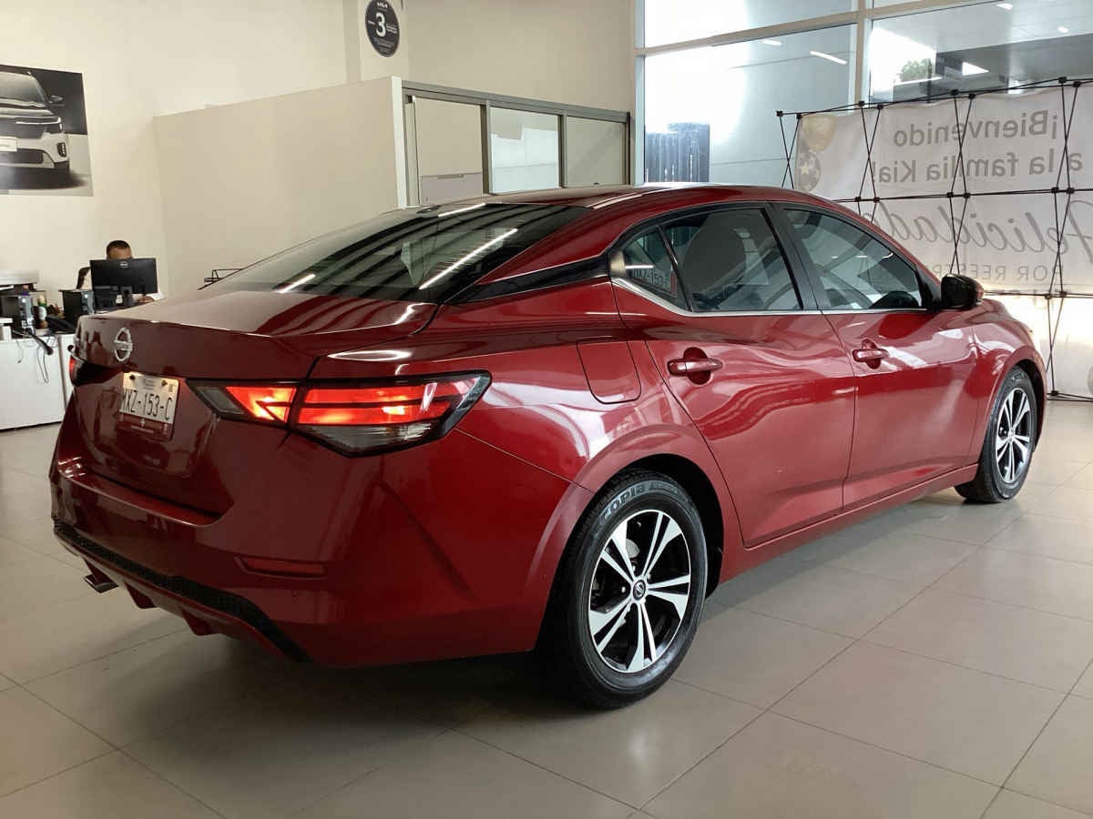 2020 Nissan Sentra 4p Advance L4/2.0 Aut
