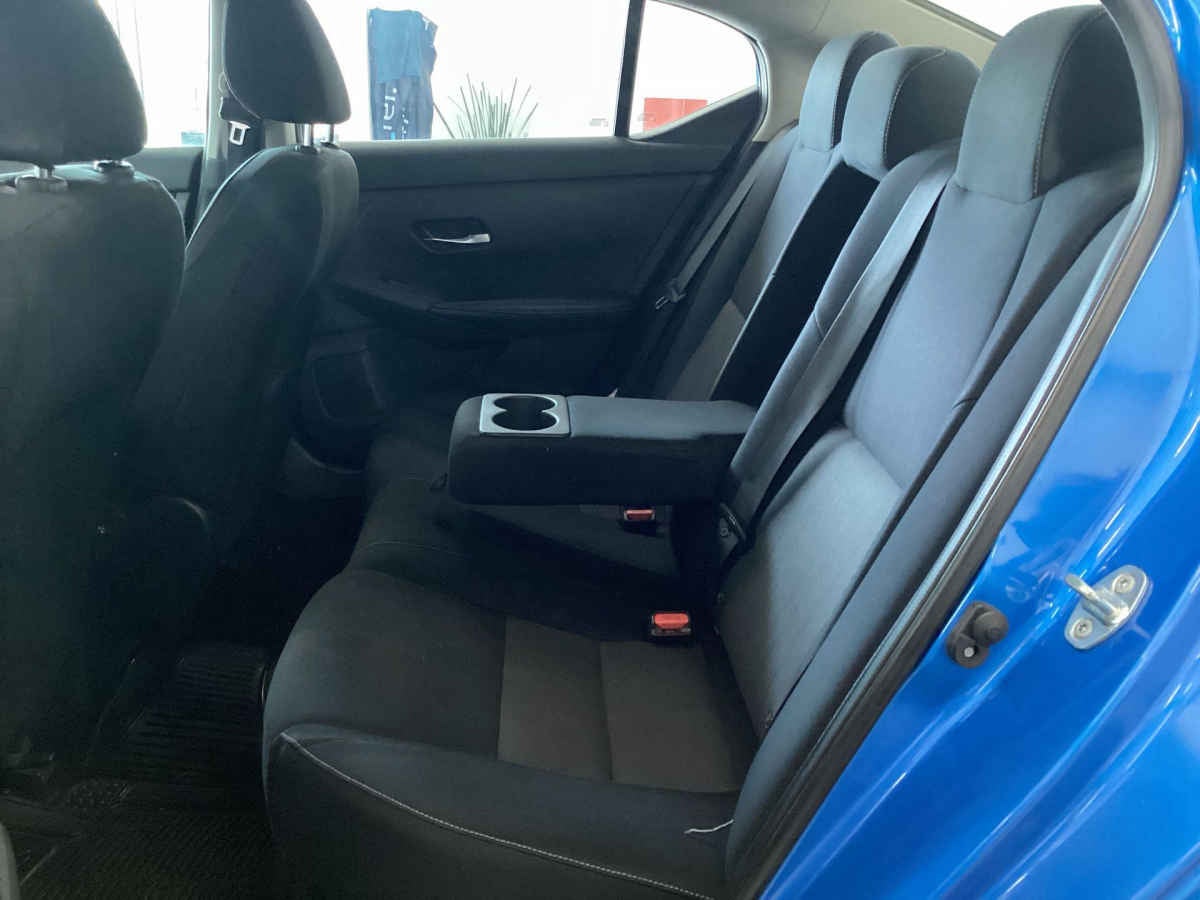 2021 Nissan Sentra 4p Advance L4/2.0 Man