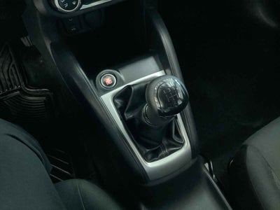 2020 Nissan Versa 4p Sense L4/1.6 Man