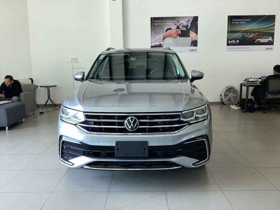 2022 Volkswagen Tiguan 5p R-Line L4/1.4/T Aut