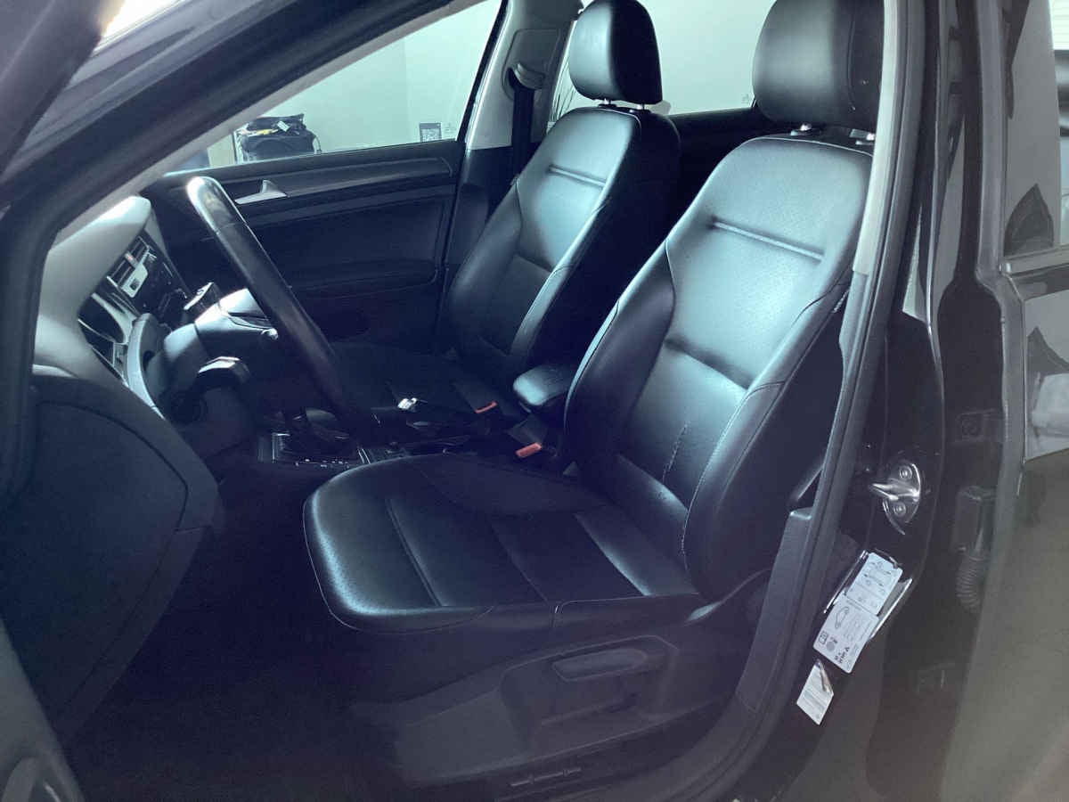 2019 Volkswagen Golf 5p Comfortline L4/1.4/T Aut