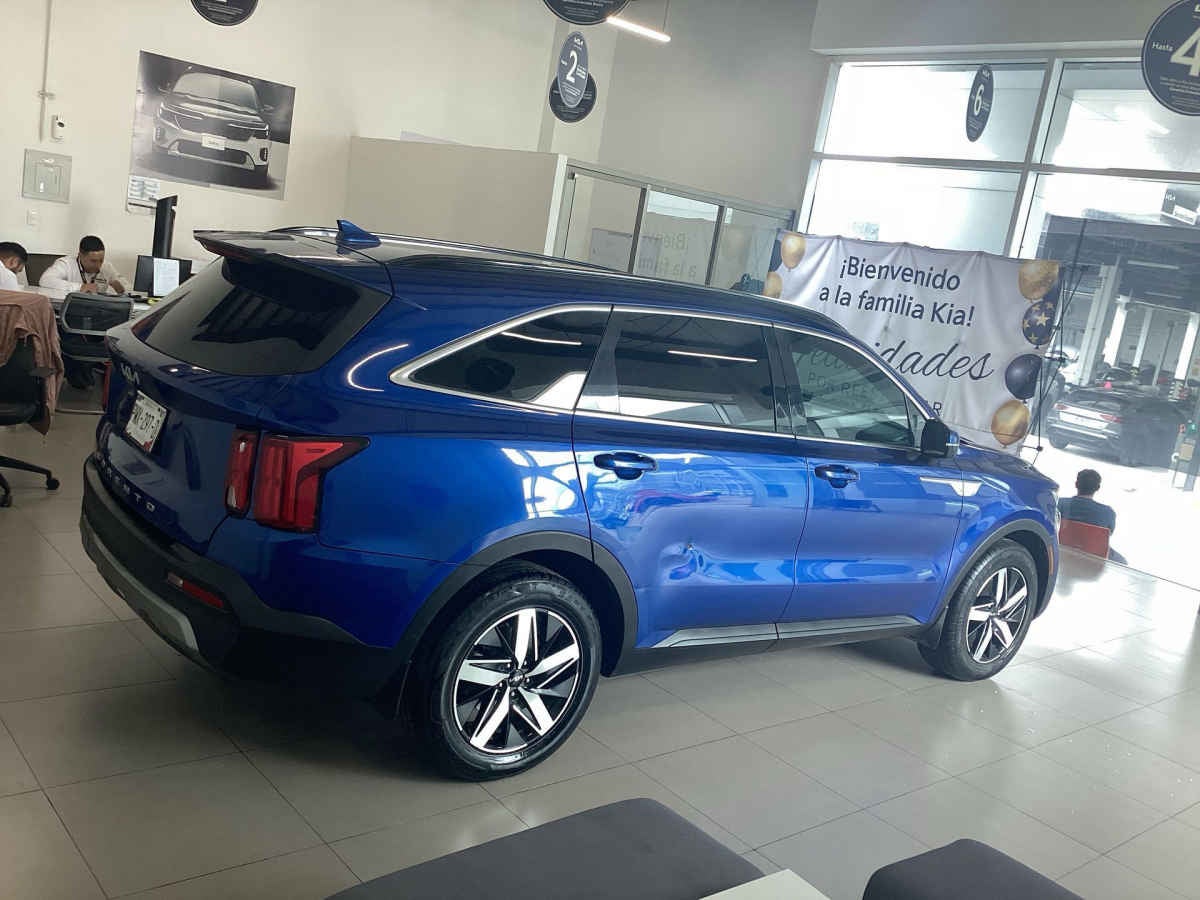 2022 Kia Sorento 5p EX Pack L4/2.5 Aut