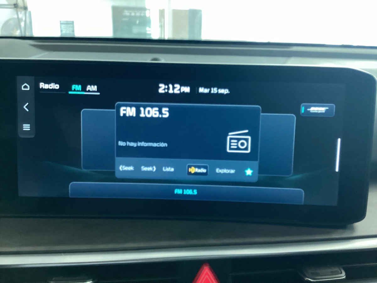 2026 Kia Sorento 5p SXL L4/2.5/T Aut