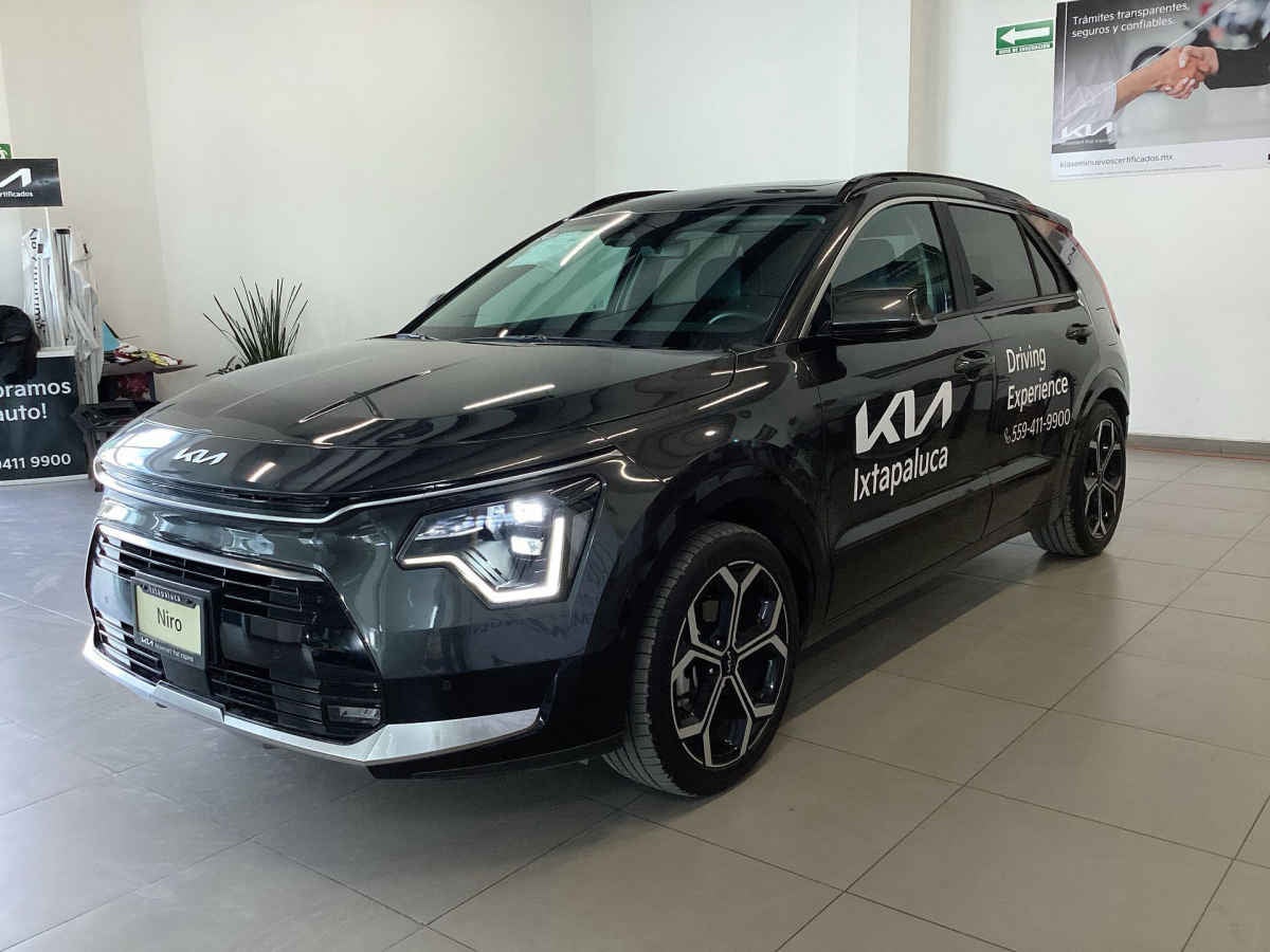 2025 Kia Niro 5p EX L4/1.6 HEV Aut