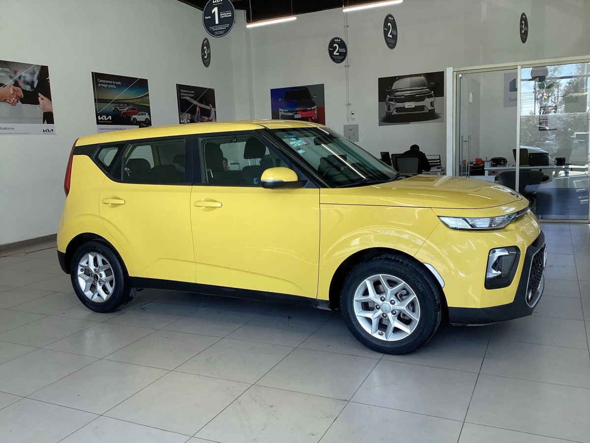 2020 Kia Soul 5p LX 1.6l 121 HP TM6 RA-16"
