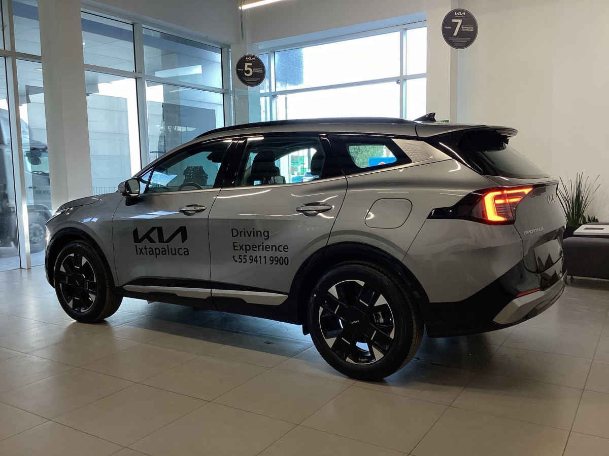 2026 Kia Sportage 5p SXL L4/2.5 Aut