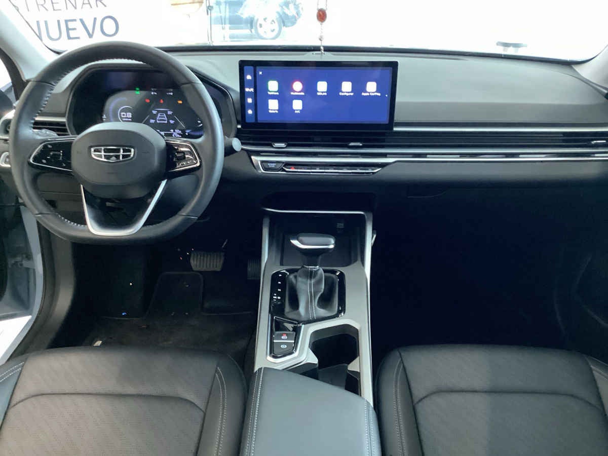 2026 Geely EMGRANG 5p GF L4/1.5/T Aut