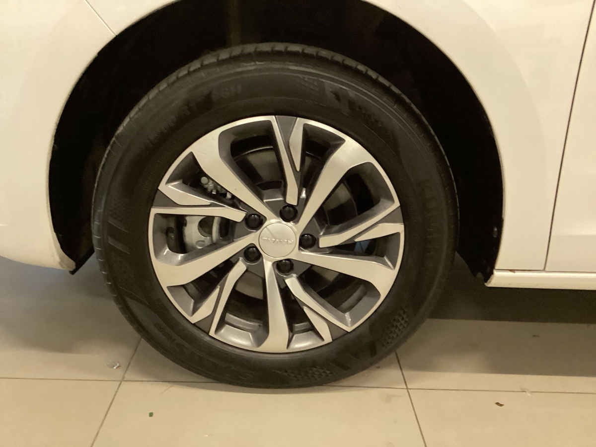 2025 HAVAL Jolion 5p Premium HEV L4/1.5/T Aut 1.67 kwh