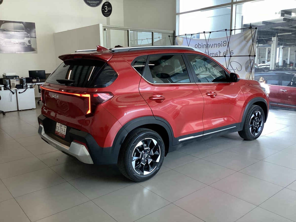 2024 Kia Sonet 5p SX L4/1.5 Aut