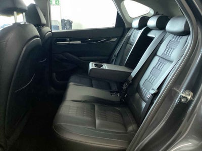 2025 Kia SELTOS 5p SXL L4/1.4/T Aut