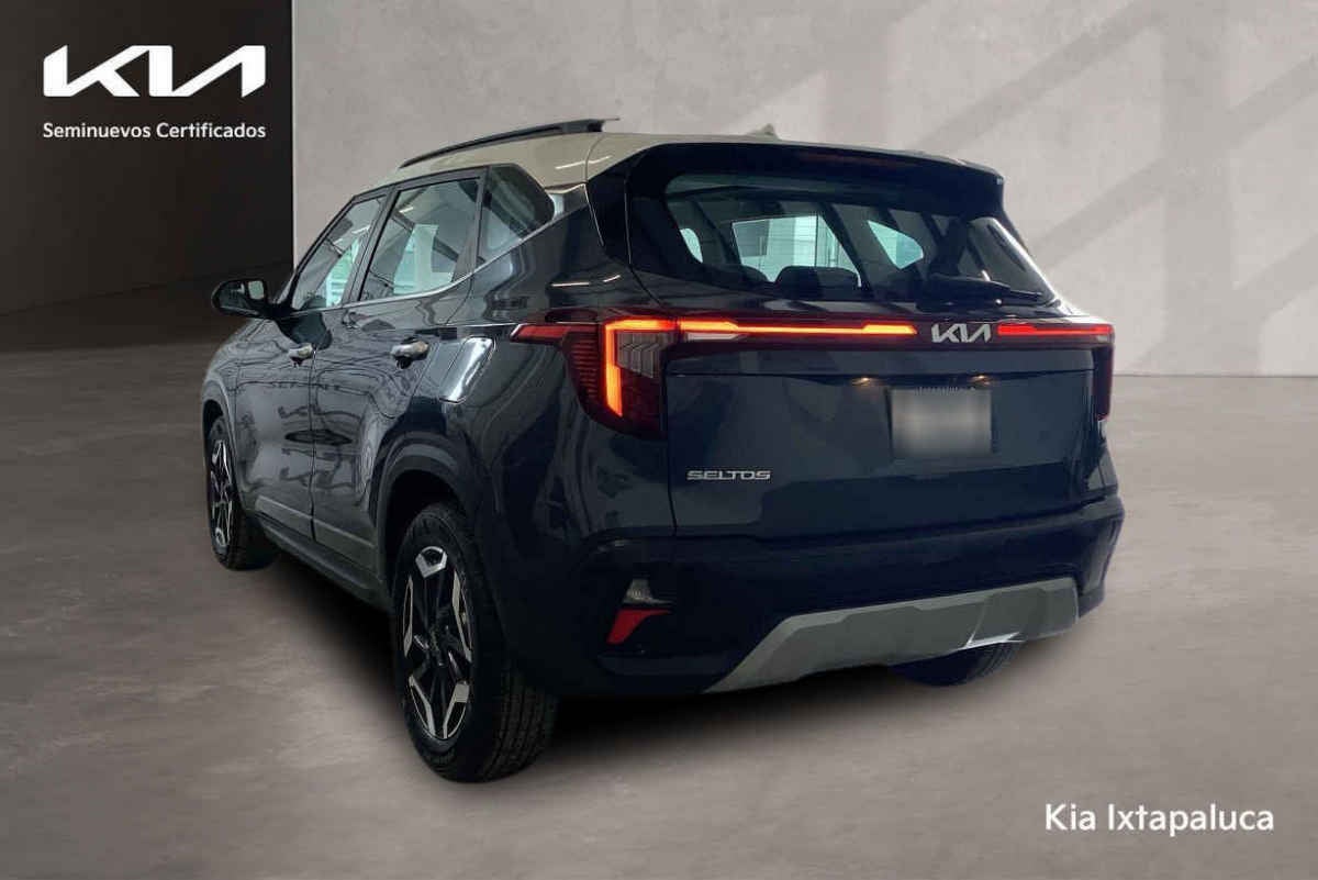 2025 Kia SELTOS 5p SXL L4/1.4/T Aut