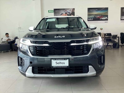 2025 Kia SELTOS 5p SXL L4/1.4/T Aut