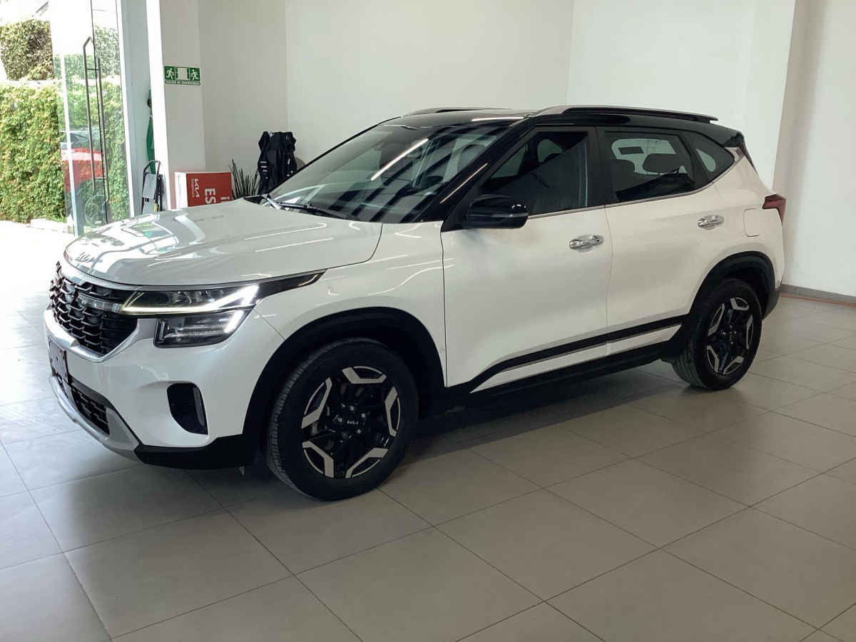 2024 Kia SELTOS 5p SXL L4/1.4/T Aut