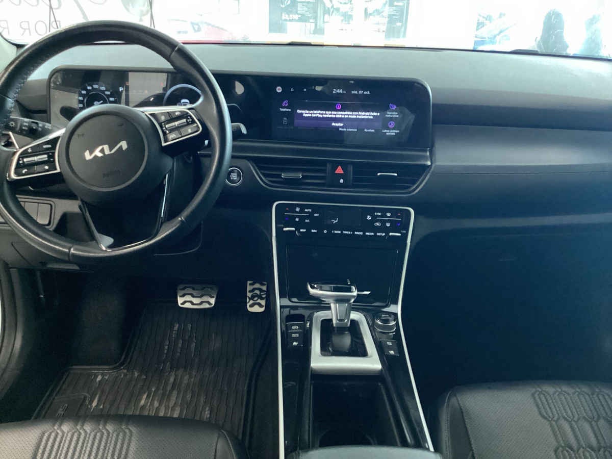 2024 Kia SELTOS 5p SXL L4/1.4/T Aut