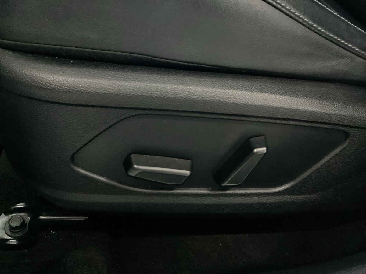 2024 Kia SELTOS 5p SXL L4/1.4/T Aut