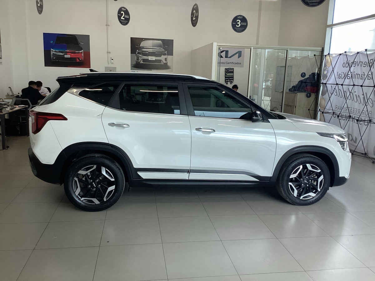 2024 Kia SELTOS 5p SXL L4/1.4/T Aut