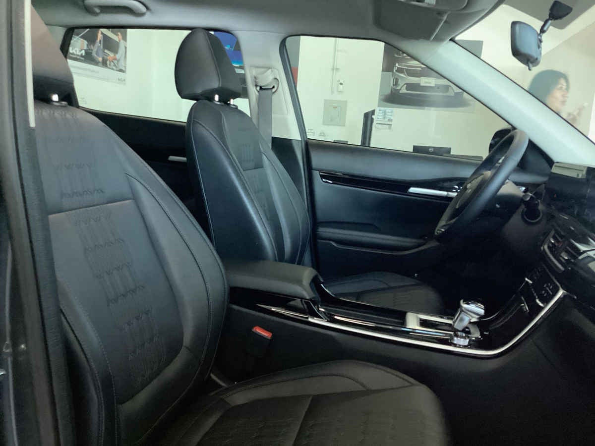 2026 Kia SELTOS 5p EX Pack L4/1.5 Aut