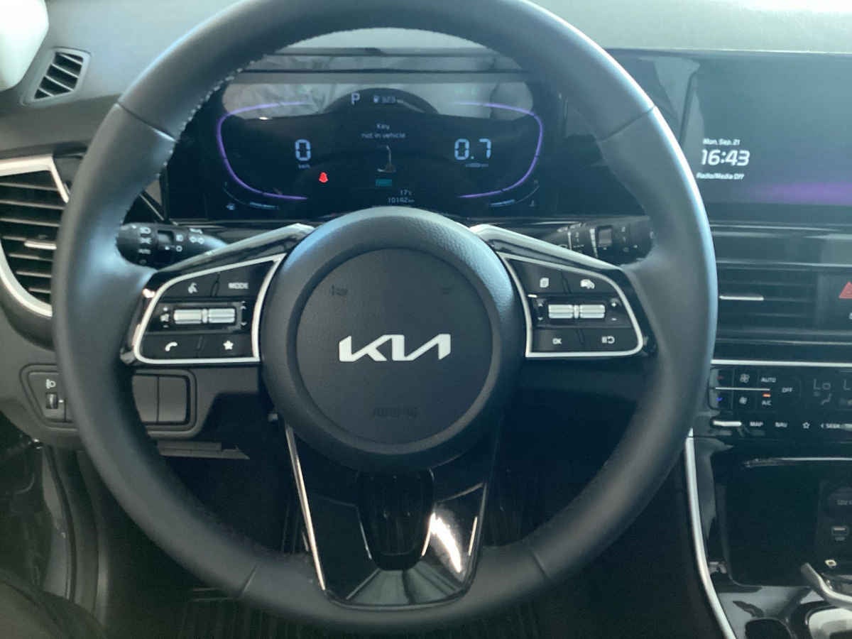 2026 Kia SELTOS 5p EX Pack L4/1.5 Aut