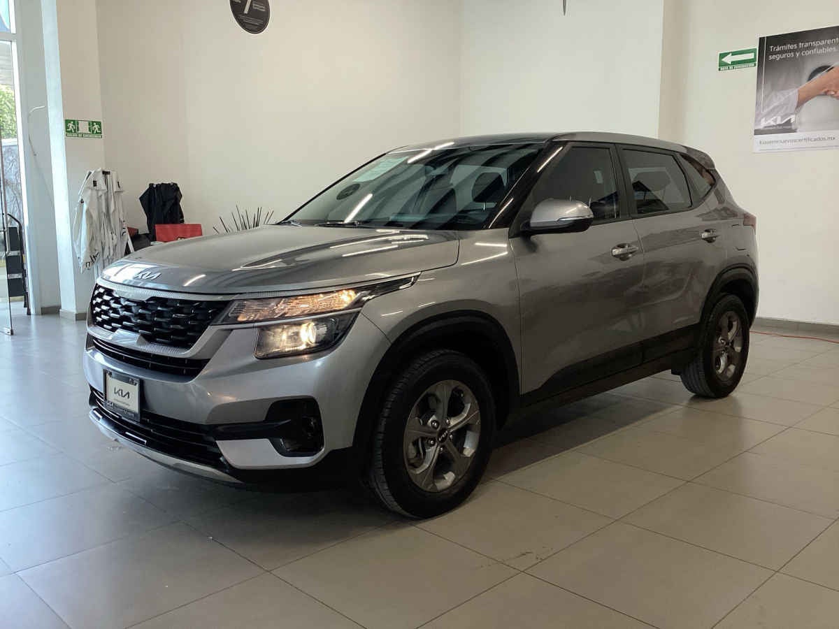 2023 Kia SELTOS 5p EX L4/1.6 Aut