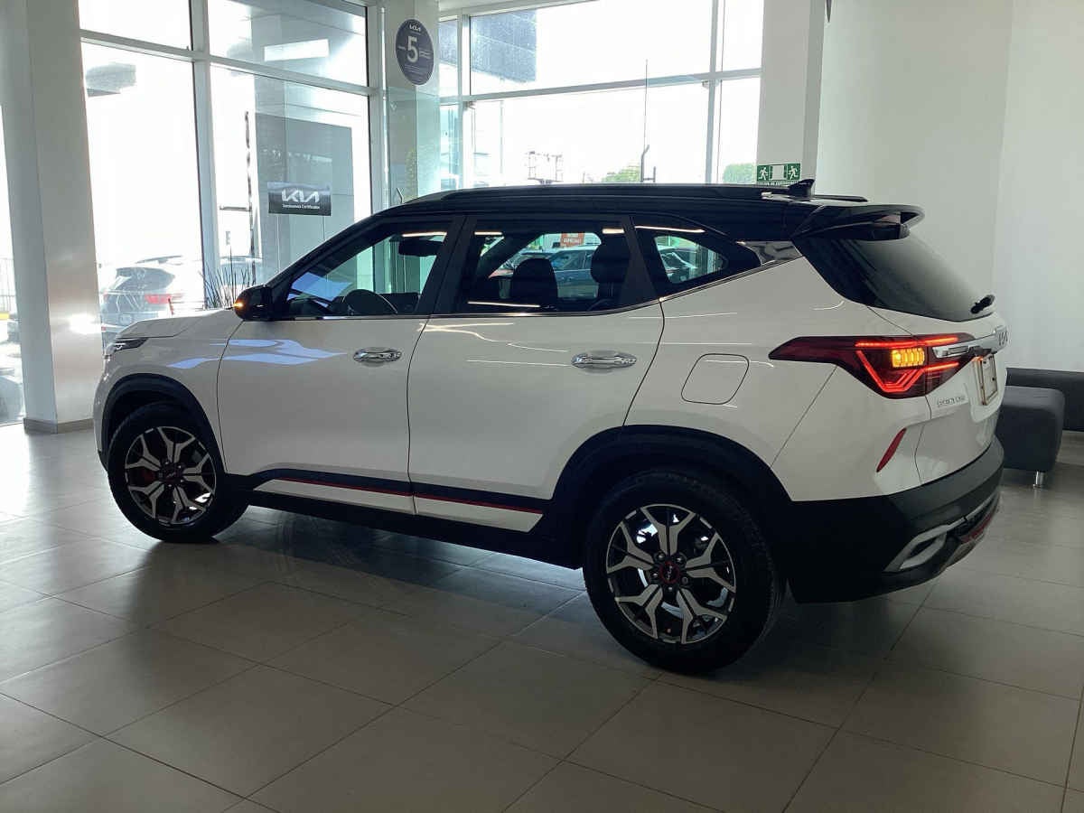 2023 Kia SELTOS 5p GT Line L4/1.4/T Aut