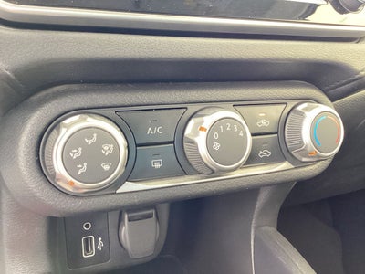 2024 Nissan Versa 1.6 Sense At